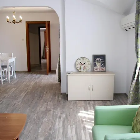 Nasini By Flat Mаnager Aparthotel