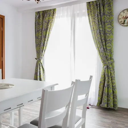 Nasini By Flat Mаnager Apartahotel