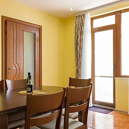 Aparthotel Nasini By Flat Mаnager 3*